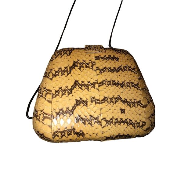 Vintage 70s Le-Ann Hard Shell Yellow Black Gold Evening Bag Italy - Picture 2 of 8